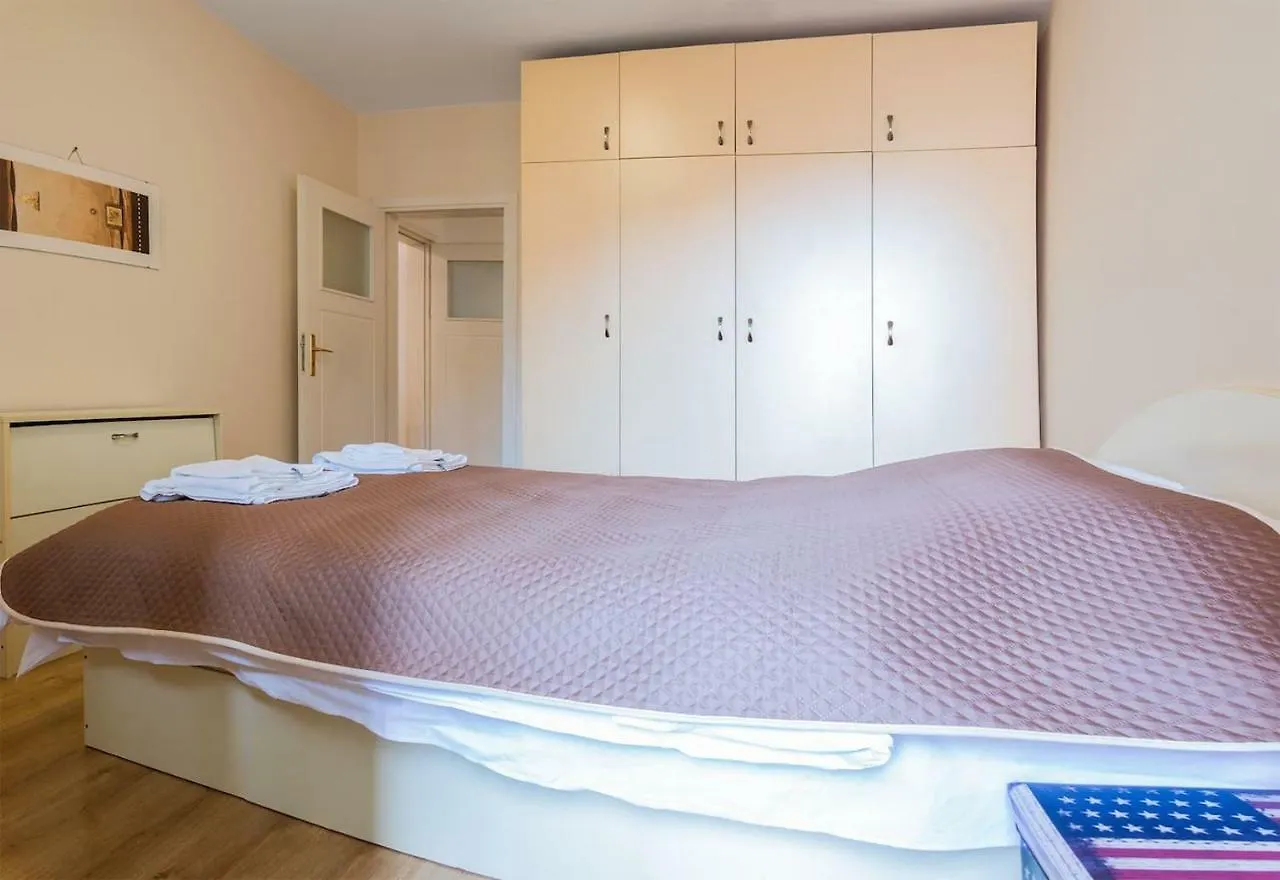 Glorious - 2-Bedroom Apartment Near Youth Hill By Flat Mаnager Plovdiv 0*,  Bulgaria