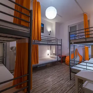  Hostel Pijama